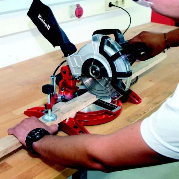 Pokosová pila s potahem TC-MS 2112 Einhell 4300295